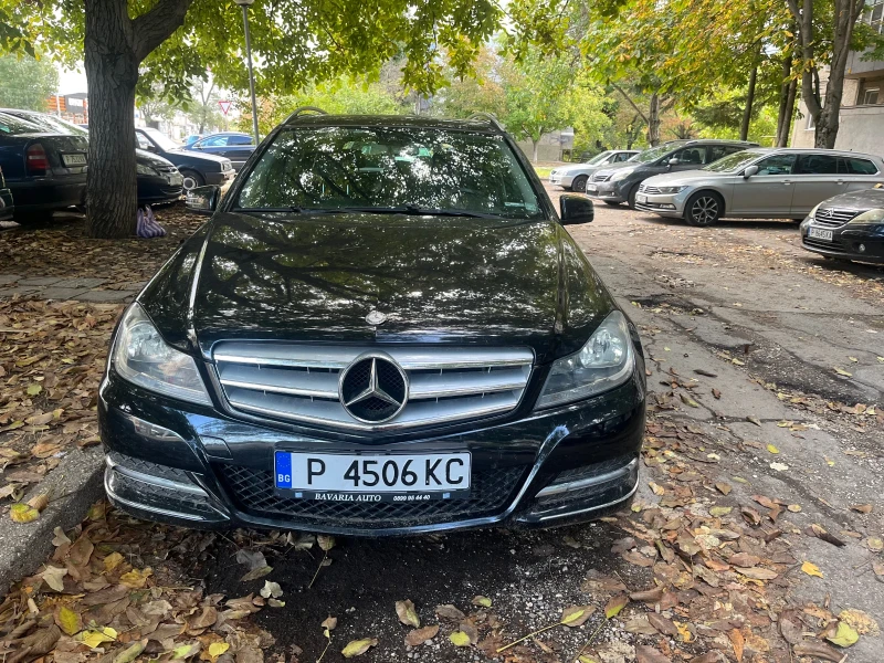 Mercedes-Benz C 220  Капарирана , снимка 1 - Автомобили и джипове - 47540725