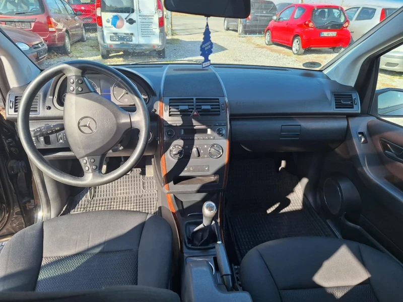 Mercedes-Benz A 150 1.5i klima, снимка 8 - Автомобили и джипове - 47901167