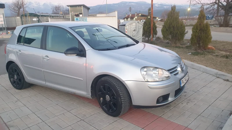 VW Golf, снимка 1 - Автомобили и джипове - 49268180