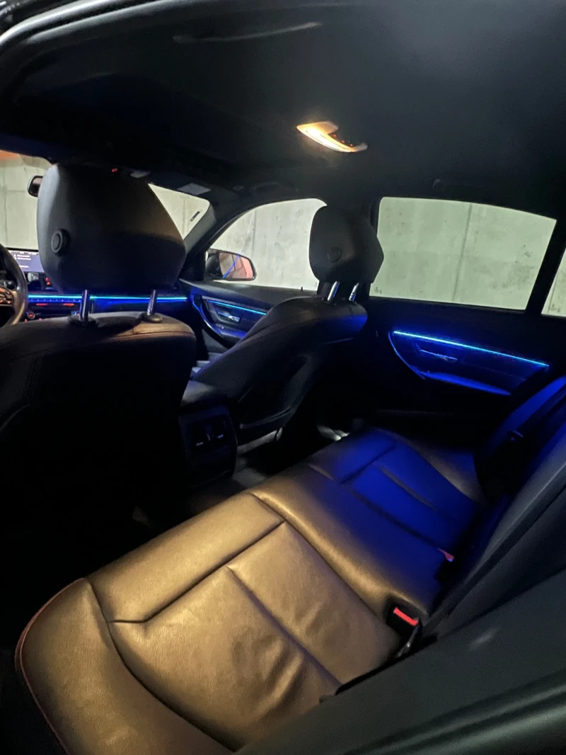 BMW 320, снимка 14 - Автомобили и джипове - 51737435