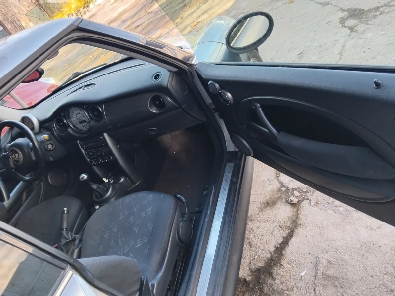 Mini D one, снимка 2 - Автомобили и джипове - 52795453