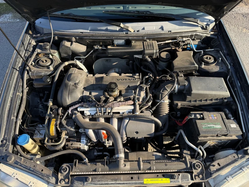 Volvo V40 1.8 / ГАЗ / Климатик / Регистриран, снимка 7 - Автомобили и джипове - 52920293