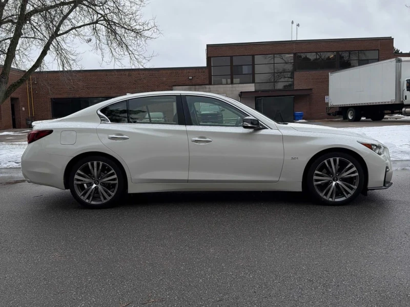 Infiniti Q50 * 3.0t * CARFAX * БЕЗ ПЪРВОНАЧАЛНА ВНОСКА, снимка 13 - Автомобили и джипове - 52935369
