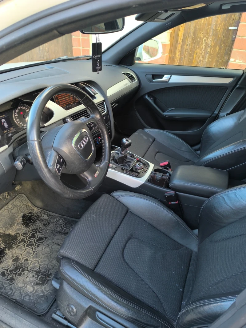 Audi A4 B8 3.0 239к.с. S line Quattro Panorama Navi, снимка 12 - Автомобили и джипове - 53075654