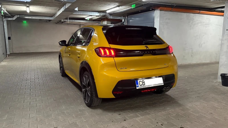 Peugeot 208 GT, снимка 3 - Автомобили и джипове - 53089491