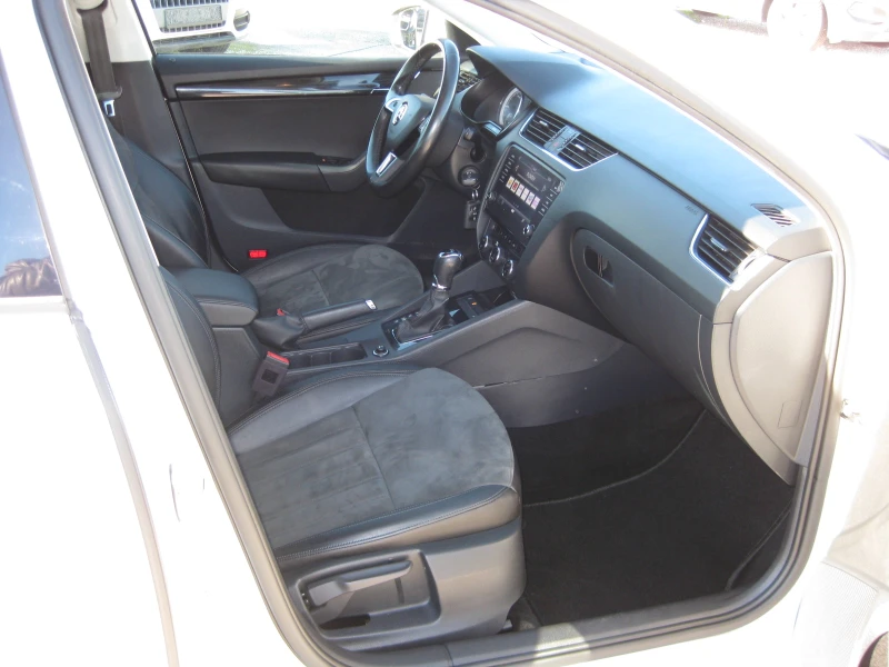 Skoda Octavia 2.0 TDI, снимка 12 - Автомобили и джипове - 53145643
