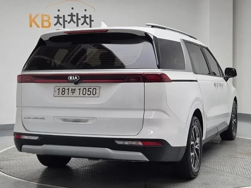 Kia Carnival 9-SEATER PRESTIGE, снимка 3 - Автомобили и джипове - 55099798
