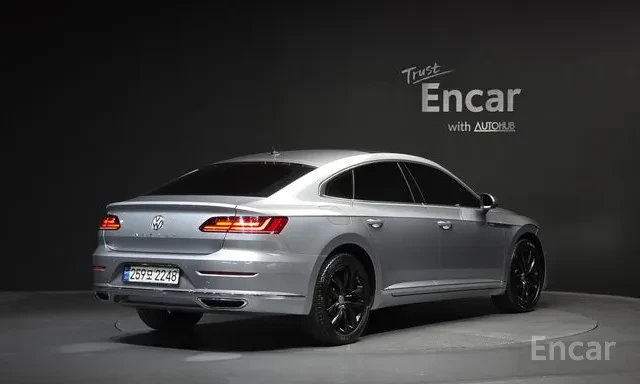 VW Arteon 2.0 TDI Prestige* 360 камери* HUD* Вентилация, снимка 2 - Автомобили и джипове - 56688089