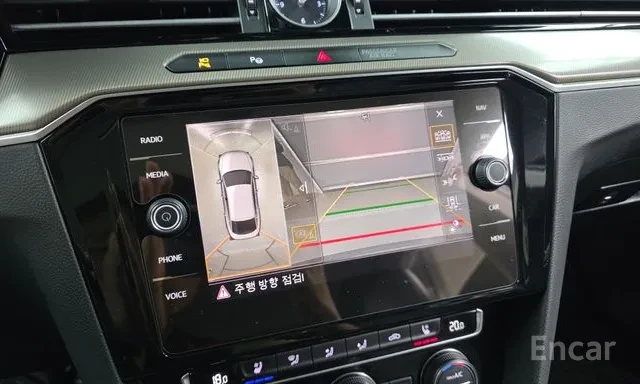 VW Arteon 2.0 TDI Prestige* 360 камери* HUD* Вентилация, снимка 14 - Автомобили и джипове - 56688089