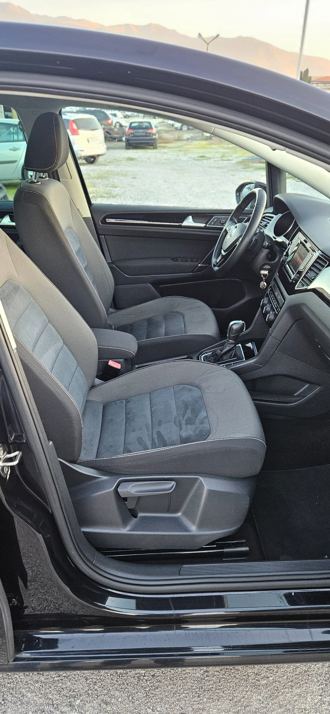 VW Sportsvan 2.0TDI 150K Carat/Уникат  | Mobile.bg — изображение 11
