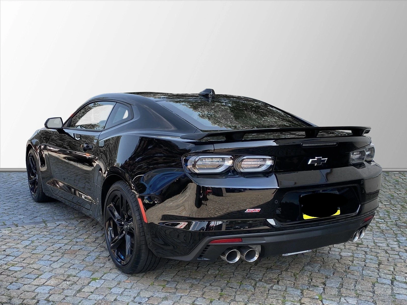 Chevrolet Camaro Coupe SS 6.2 V8 - изображение 2