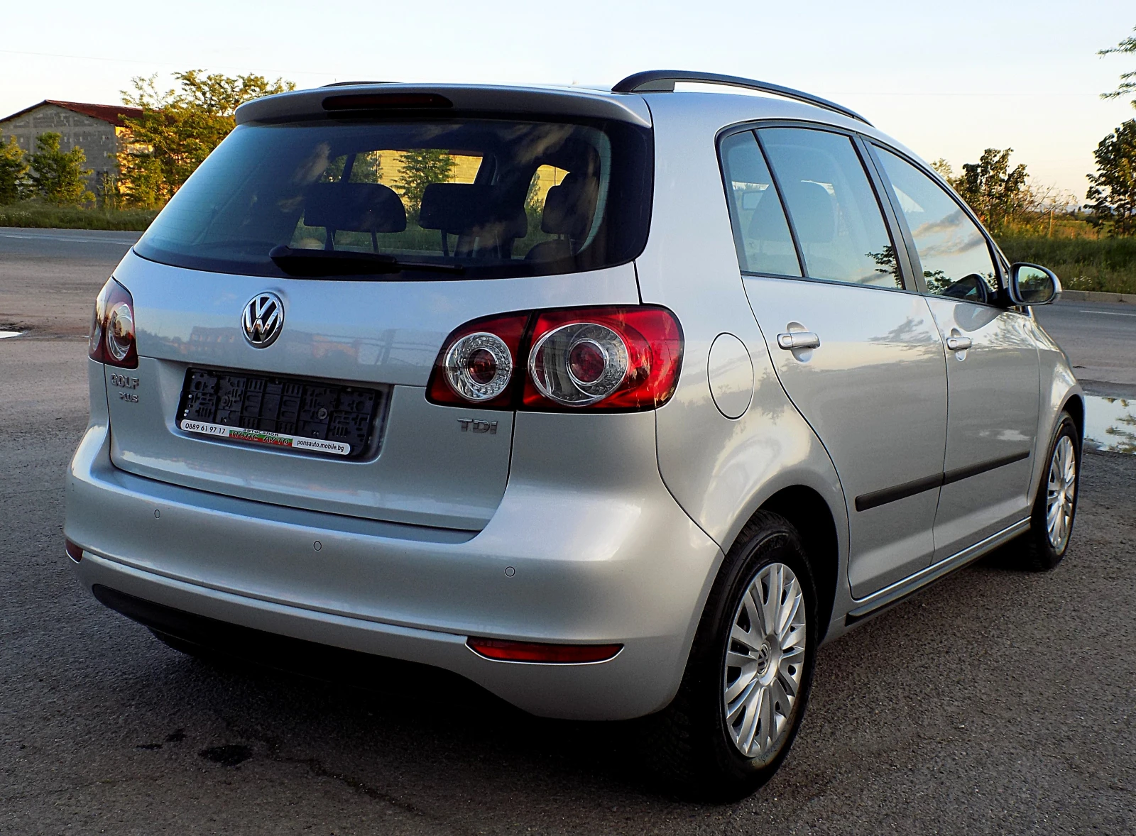 VW Golf Plus 1.6TDi/90к./КЛИМАТРОНИК/172х. км/2012г./КАТО НОВ - изображение 3