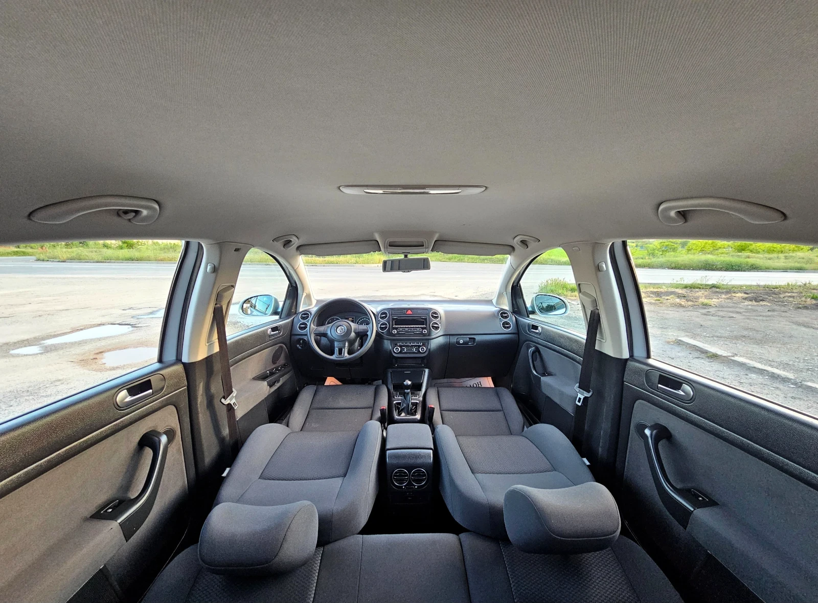 VW Golf Plus 1.6TDi/90к./КЛИМАТРОНИК/172х. км/2012г./КАТО НОВ - изображение 6