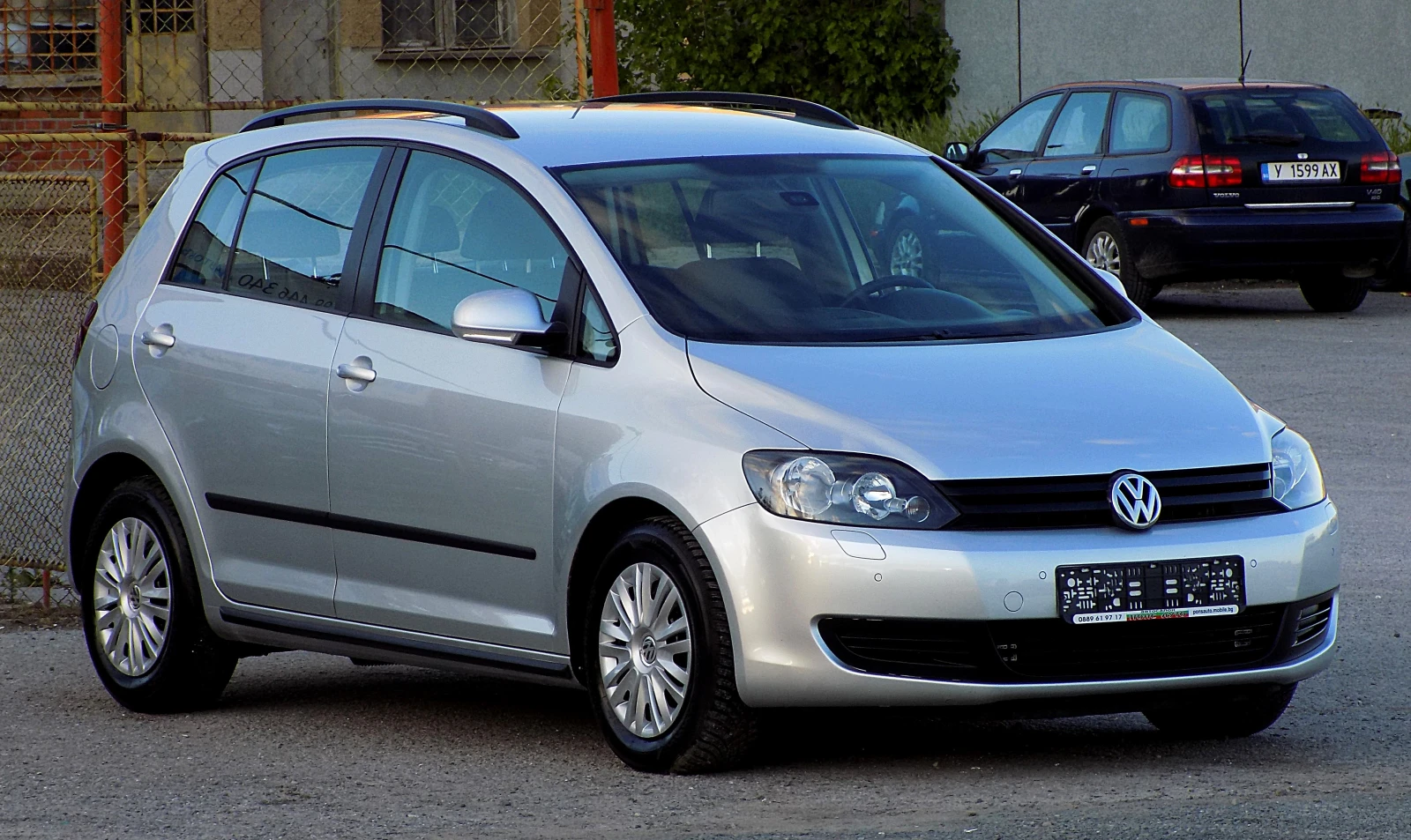 VW Golf Plus 1.6TDi/90к./КЛИМАТРОНИК/172х. км/2012г./КАТО НОВ - изображение 2