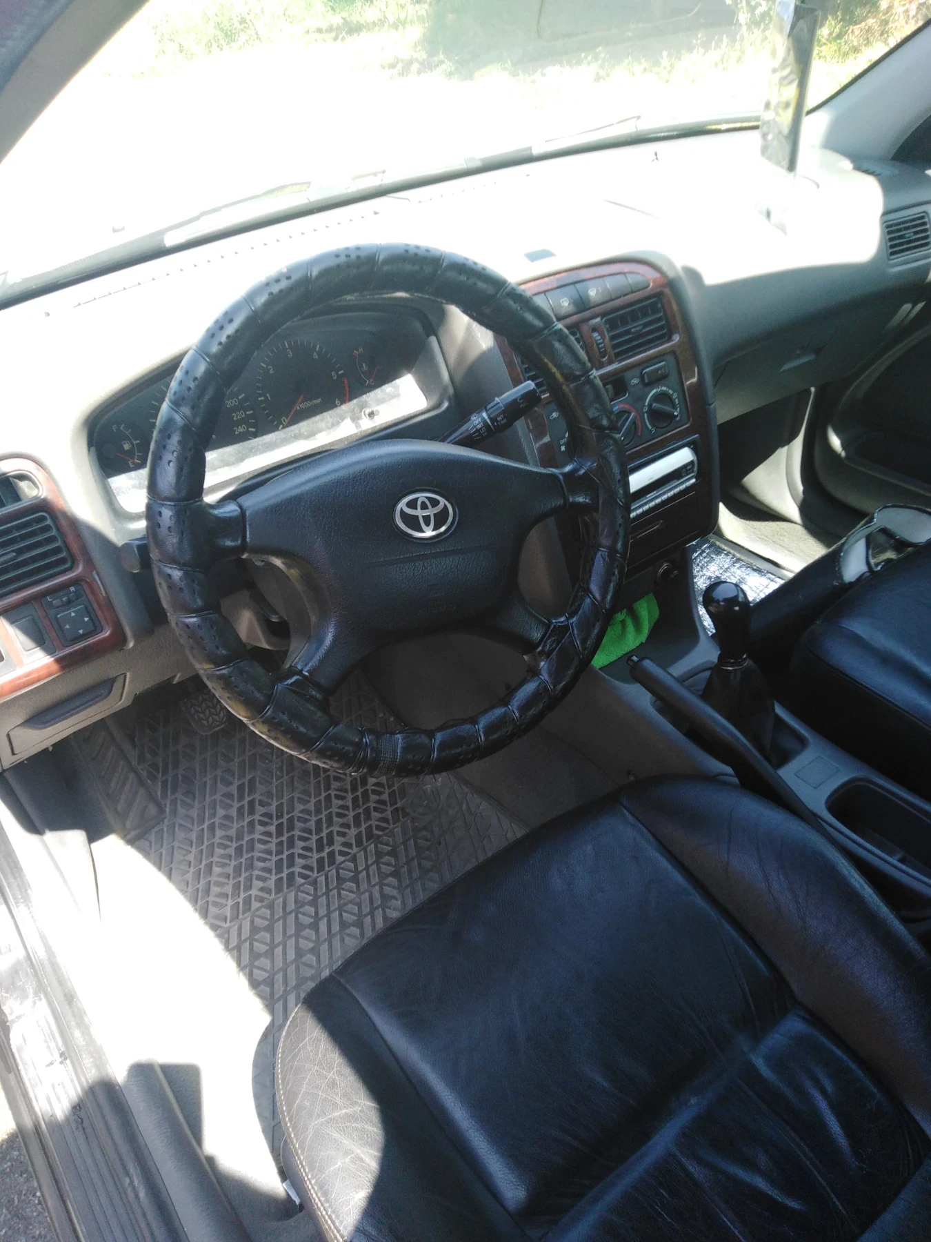 Toyota Avensis  - изображение 8