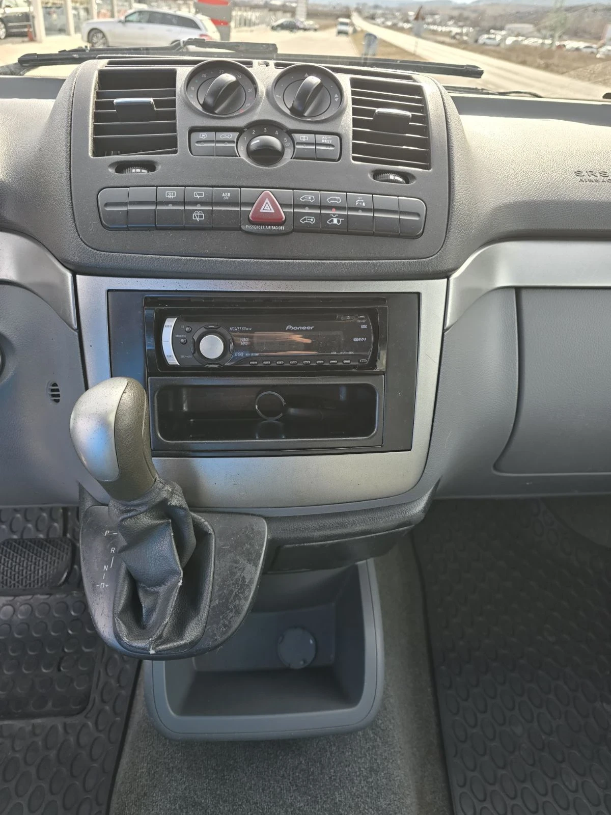Mercedes-Benz Viano 2.2 cdi 4 matic - изображение 5