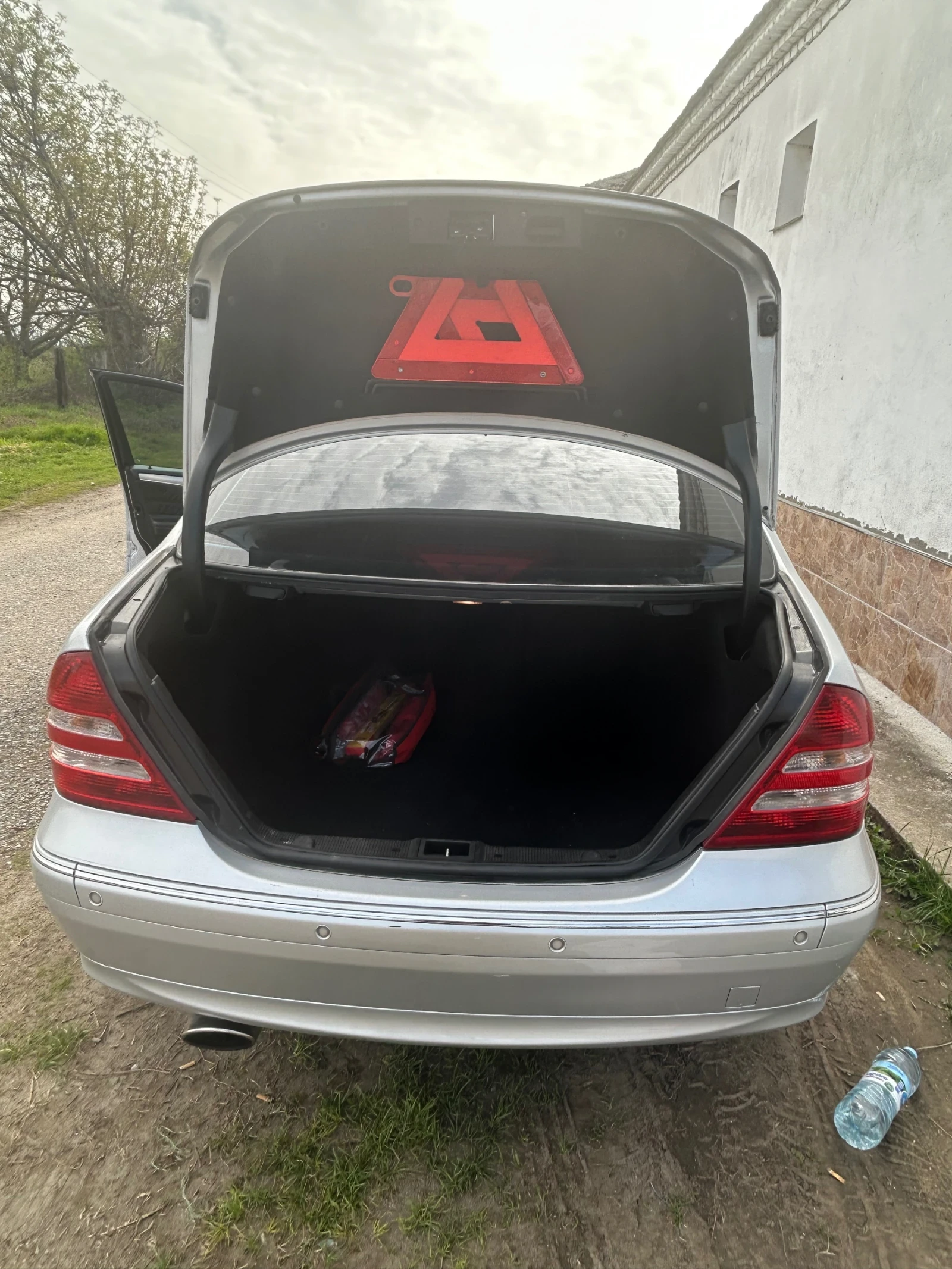 Mercedes-Benz C 350  - изображение 7