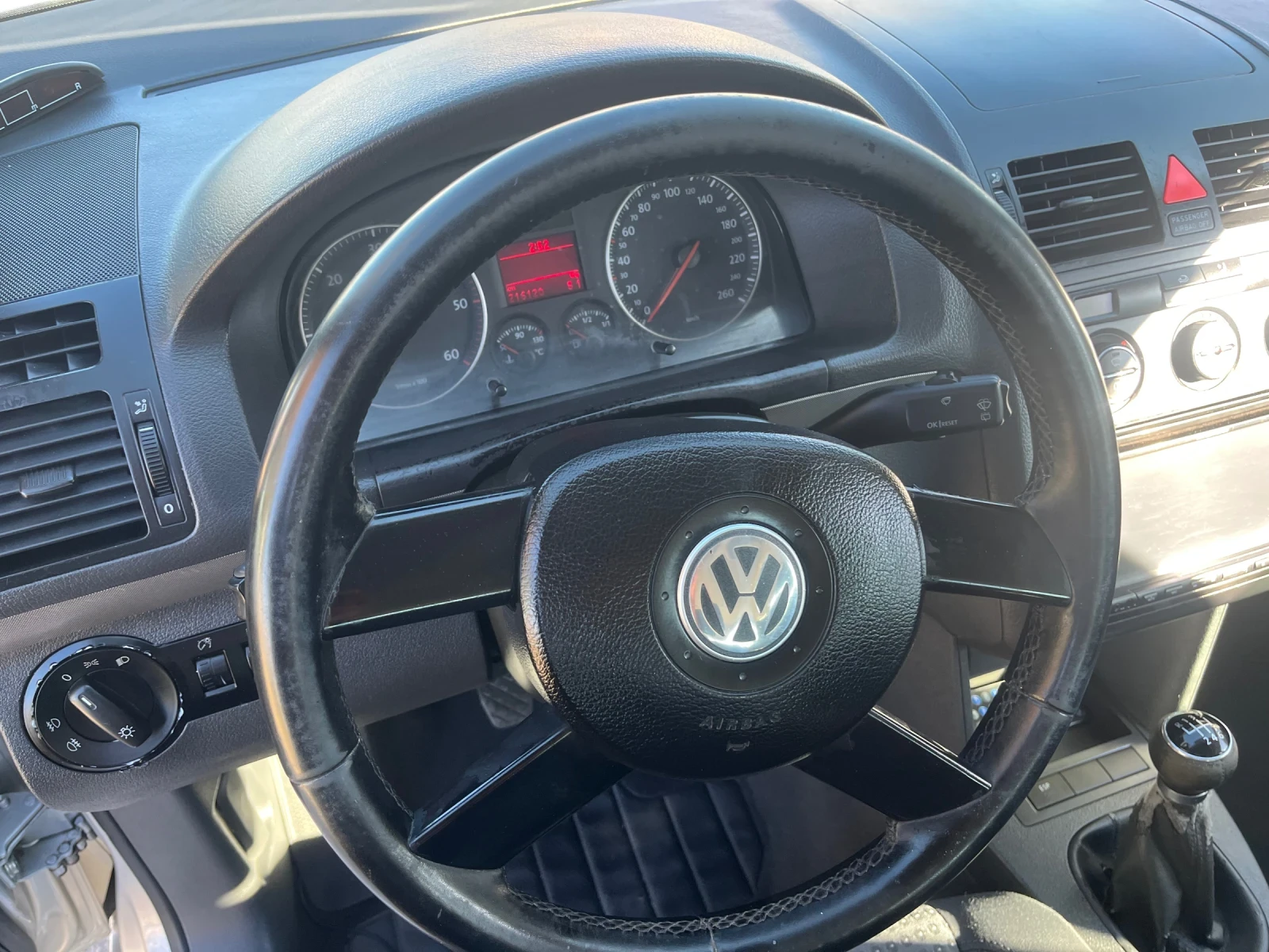 VW Touran 2.0 | Mobile.bg   12