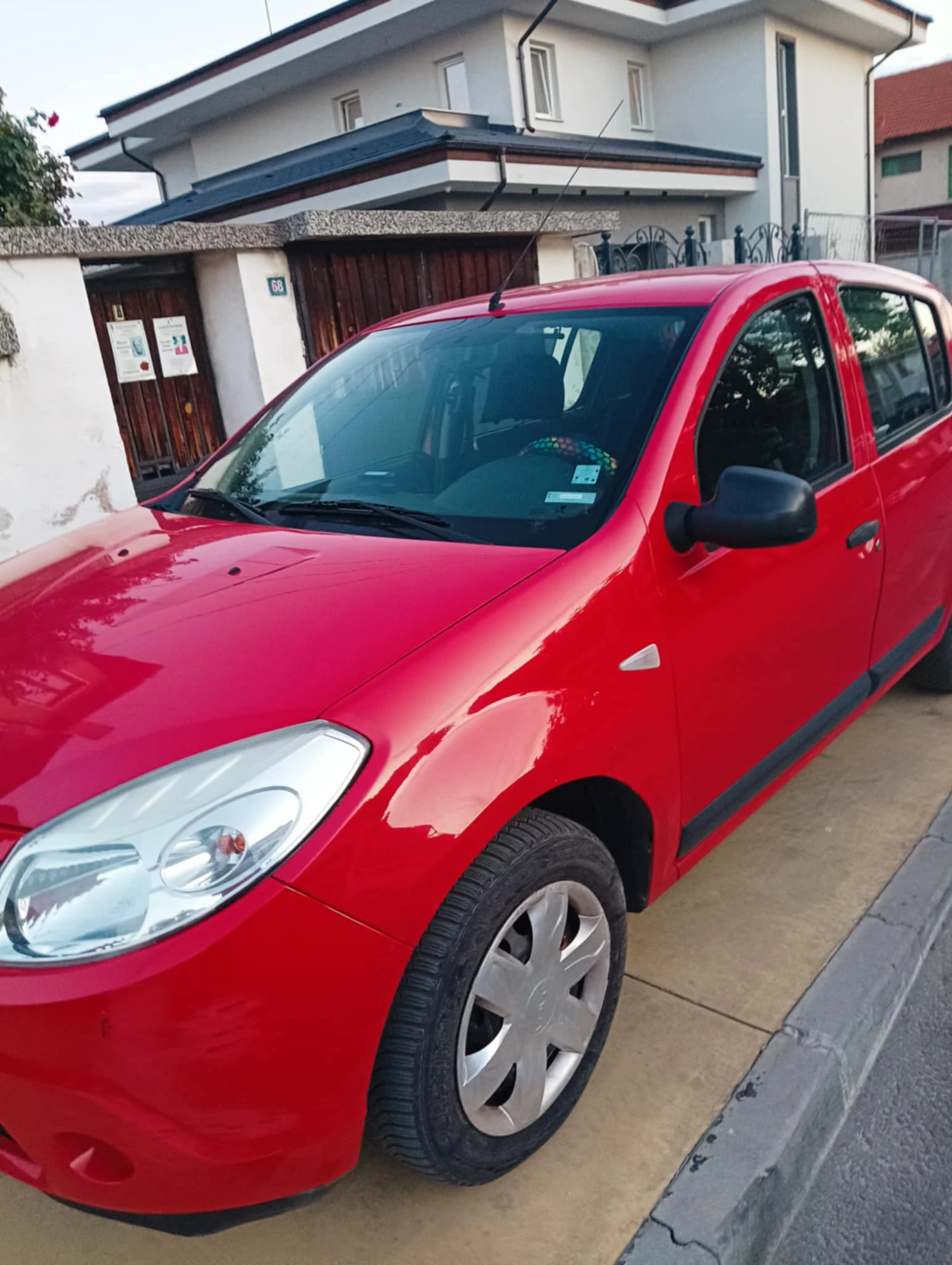 Dacia Sandero  - изображение 2