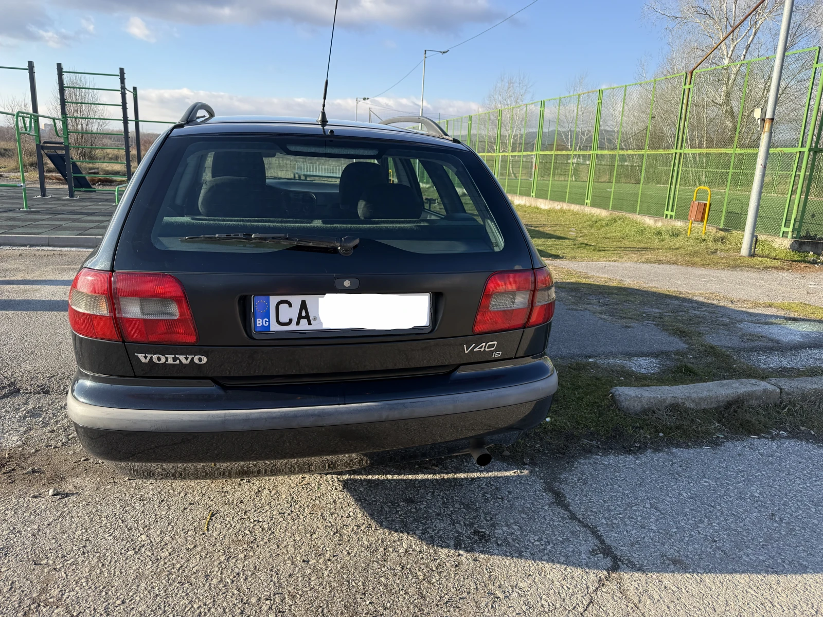 Volvo V40 1.8 / ГАЗ / Климатик / Регистриран - изображение 4