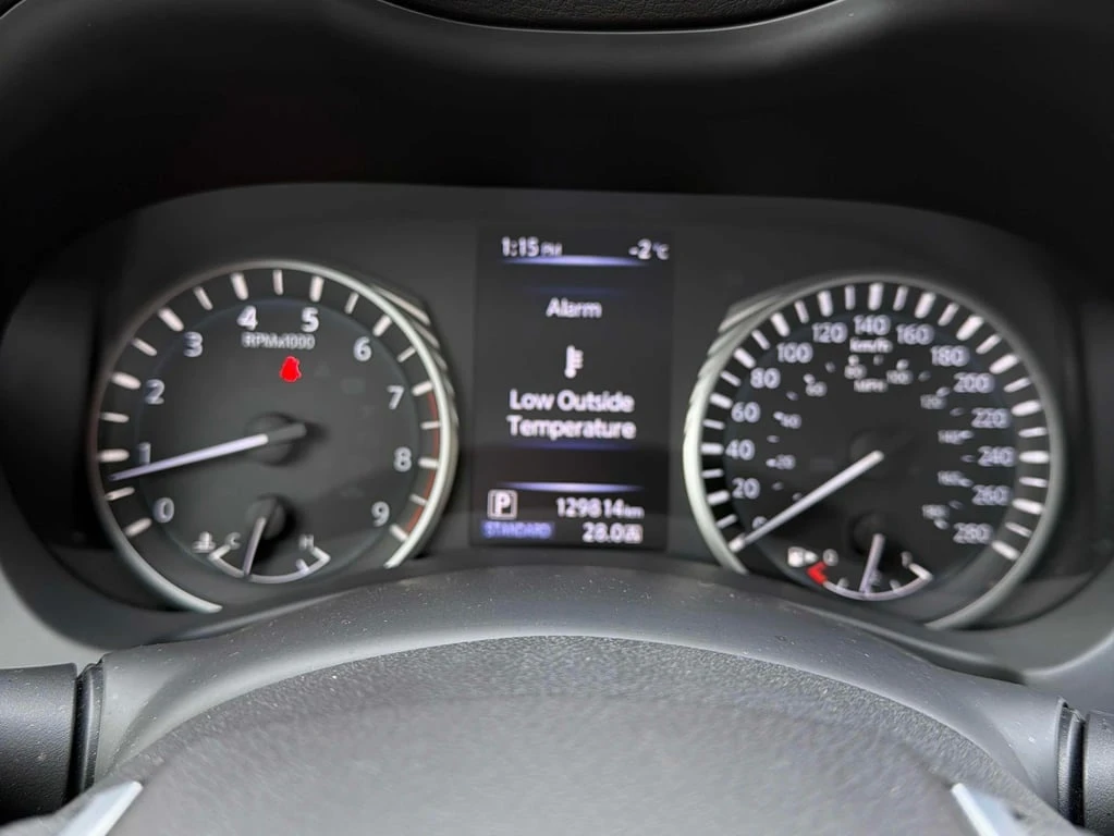 Infiniti Q50 * 3.0t * CARFAX * ��� ������������ ������ | Mobile.bg � ����������� 8