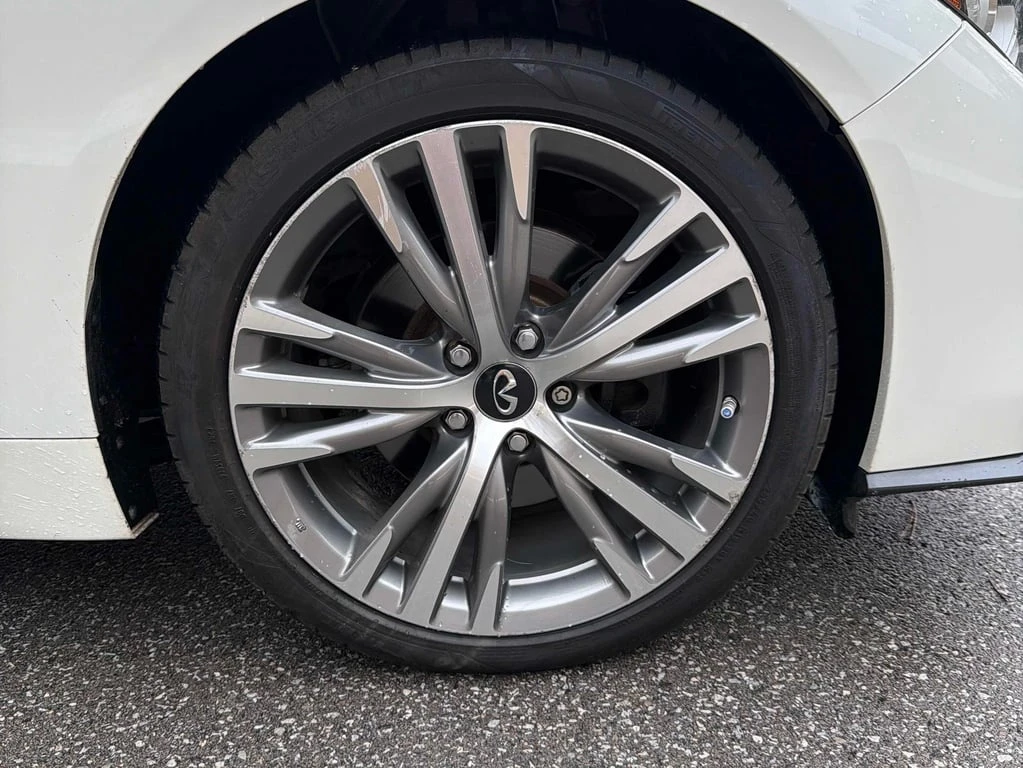 Infiniti Q50 * 3.0t * CARFAX * ��� ������������ ������ | Mobile.bg � ����������� 17