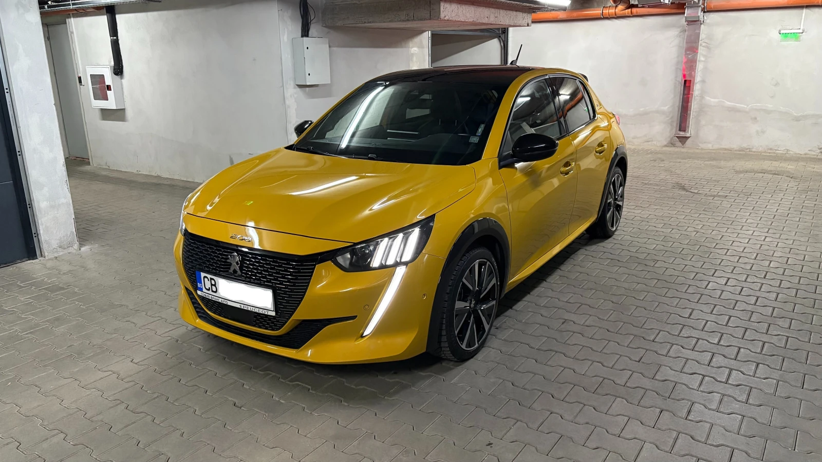 Peugeot 208 GT - изображение 8