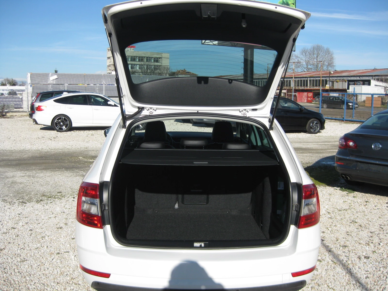 Skoda Octavia 2.0 TDI | Mobile.bg � ����������� 16