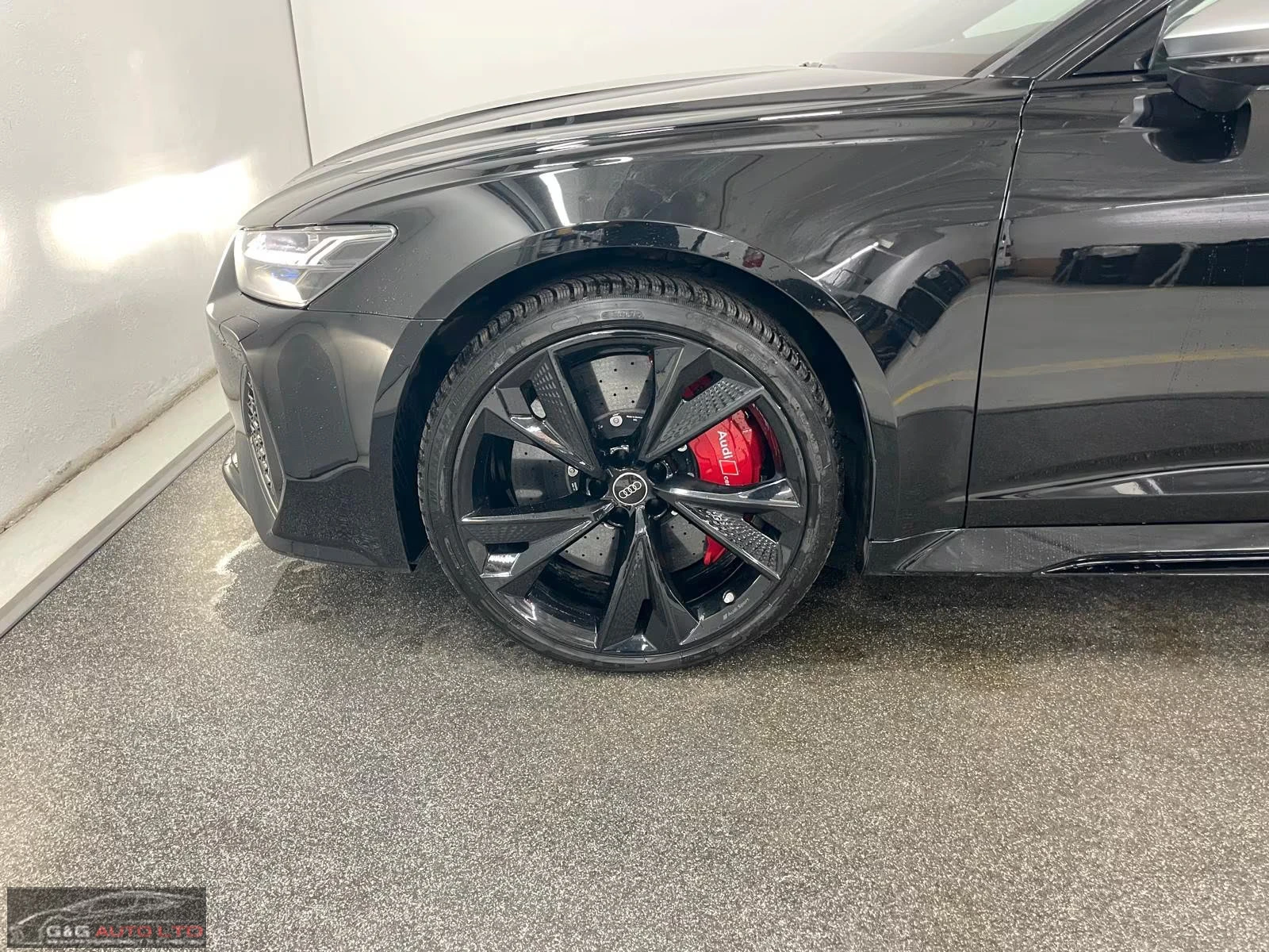 Audi Rs6 4.0TFSI/600HP/AVANT/CERAMIC/PANO/B&O/360/966g, снимка 4 - Автомобили и джипове - 53948777