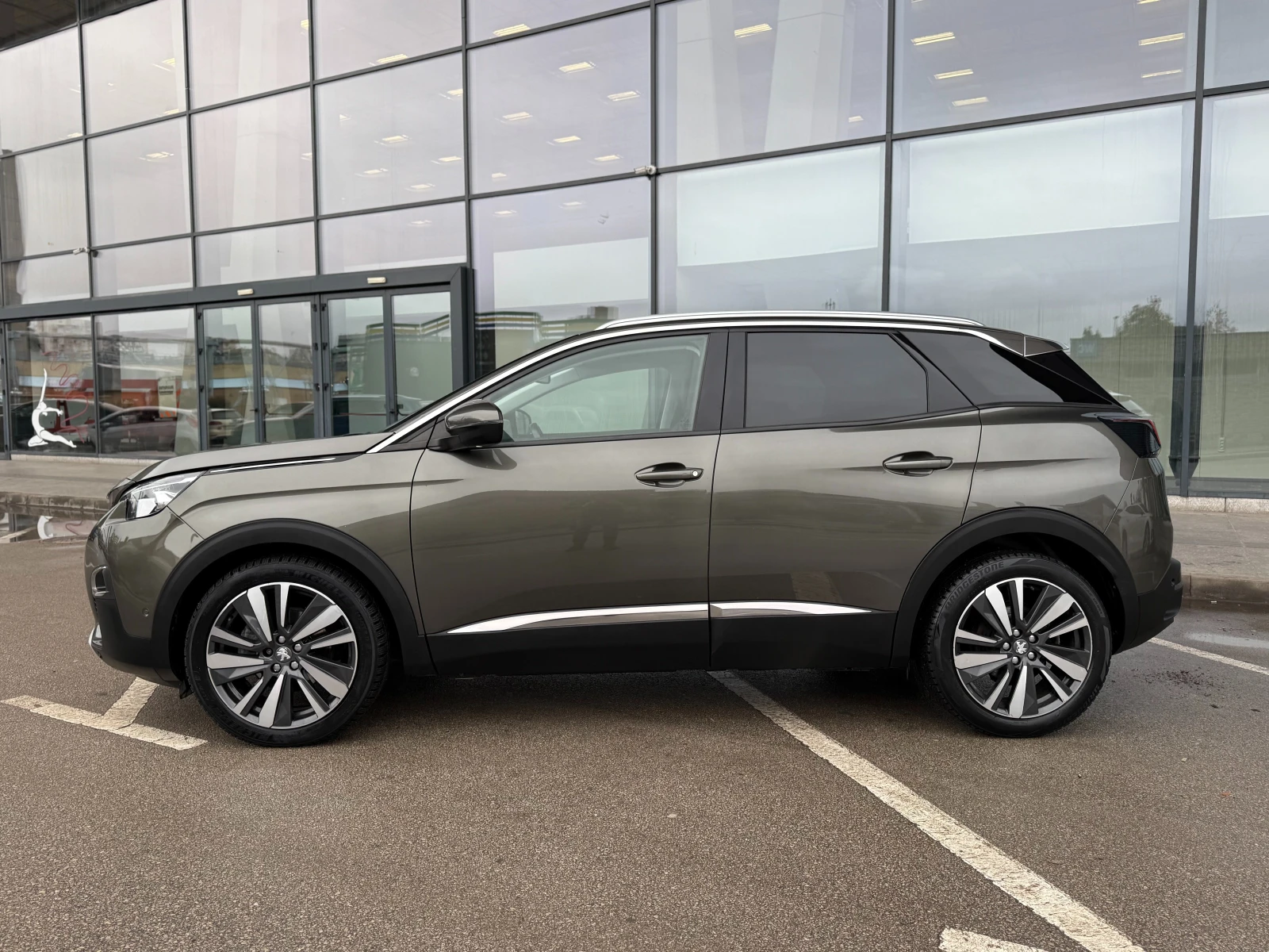 Peugeot 3008 6 МЕСЕЦА ГАРАНЦИЯ/GT Line 1.2i 130к.с Кожа/Подгрев, снимка 2 - Автомобили и джипове - 54081550