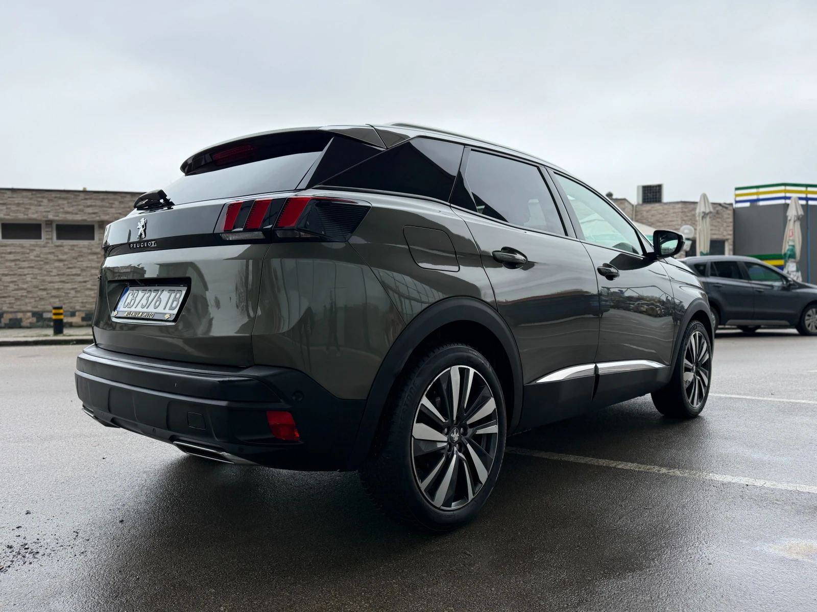 Peugeot 3008 6 МЕСЕЦА ГАРАНЦИЯ/GT Line 1.2i 130к.с Кожа/Подгрев, снимка 4 - Автомобили и джипове - 54081550