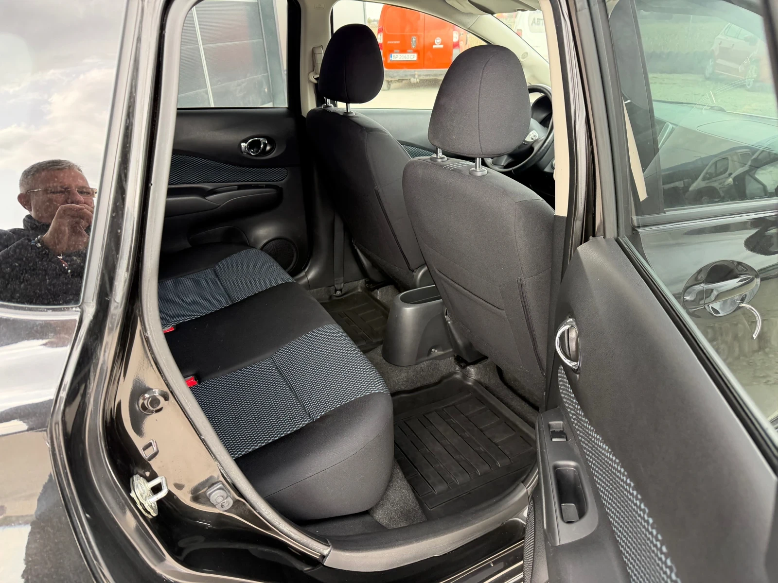 Nissan Note 1.2/80кс EVRO5b Климатик Сервизни Документи, снимка 13 - Автомобили и джипове - 54396298