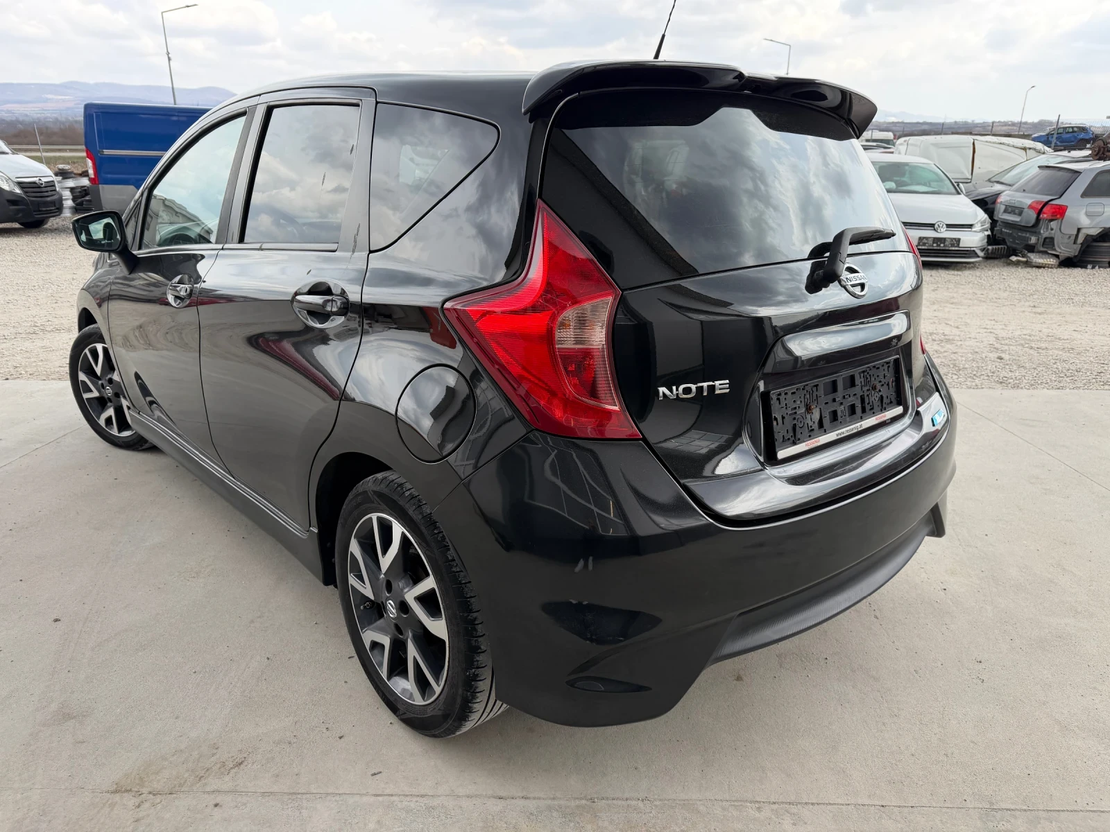 Nissan Note 1.2/80кс EVRO5b Климатик Сервизни Документи, снимка 5 - Автомобили и джипове - 54396298