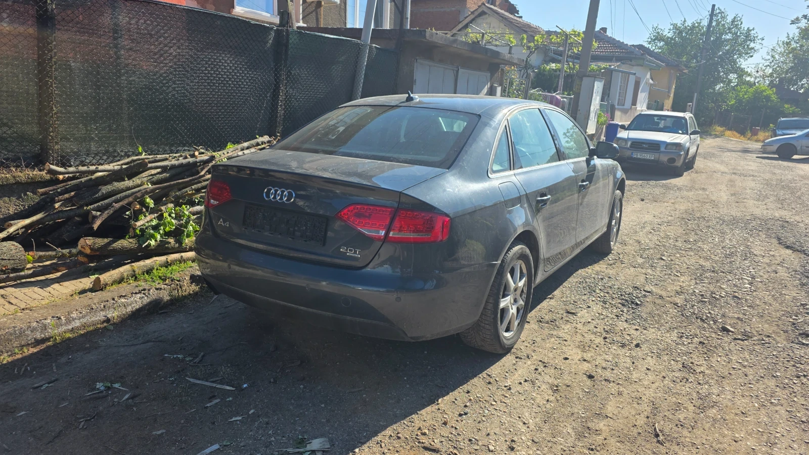 Audi A4 2.0, 211кс