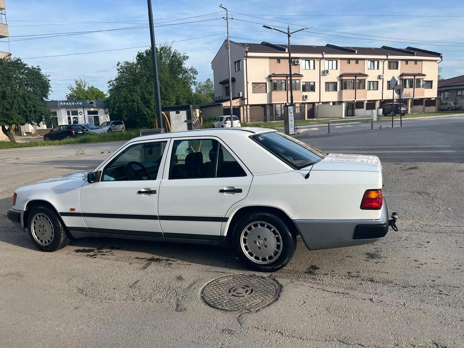 Mercedes-Benz 124, снимка 5 - Автомобили и джипове - 54794582