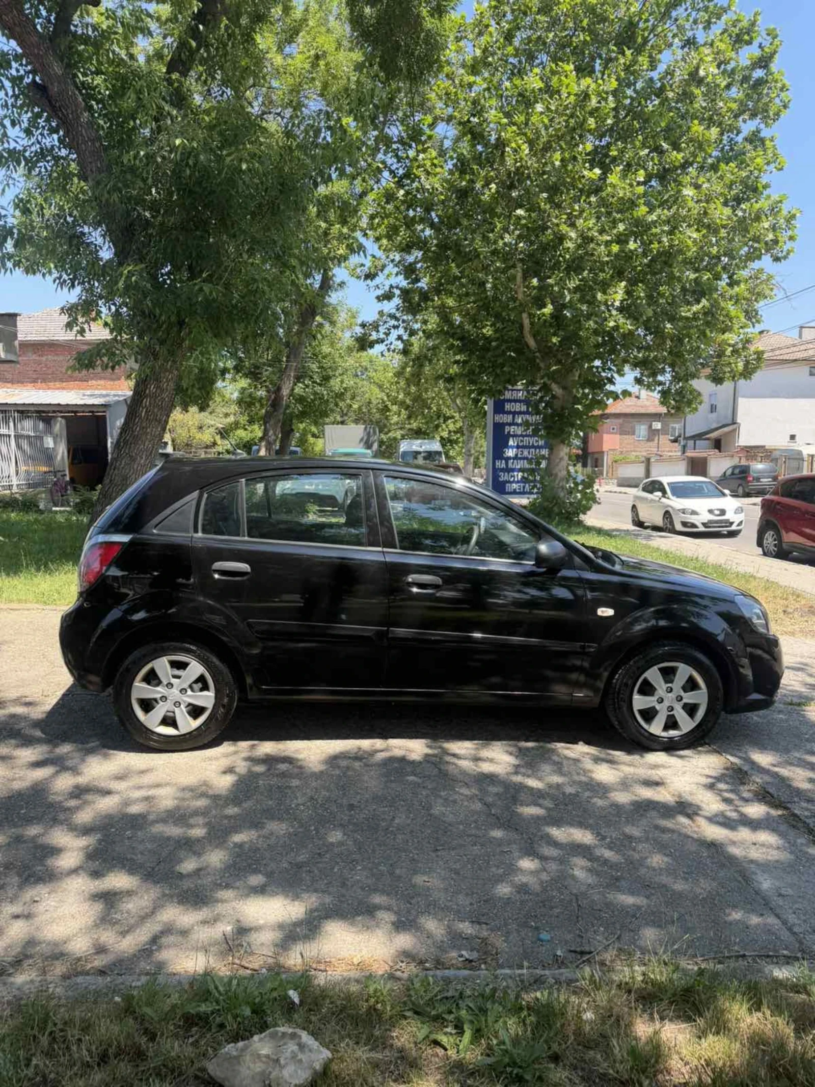 Kia Rio PALNA SERVIZNA ISTORIA, снимка 4 - Автомобили и джипове - 55021403