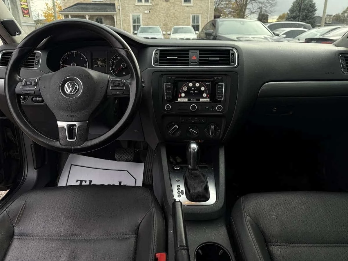 VW Jetta * TDI * CARFAX * ЦЕНА ДО БГ, снимка 13 - Автомобили и джипове - 55420897