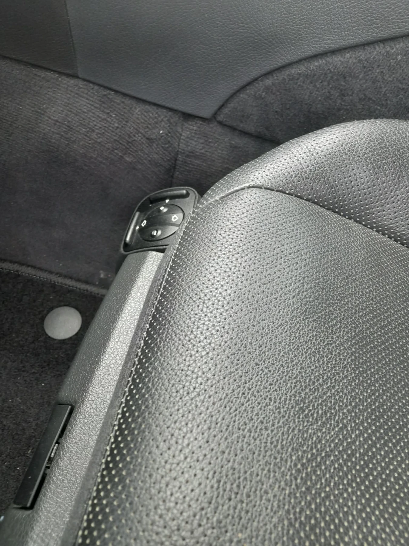 Mercedes-Benz E 320 W211 3.2 4matik ГАЗ-БЕНЗИН, снимка 5 - Автомобили и джипове - 55722291