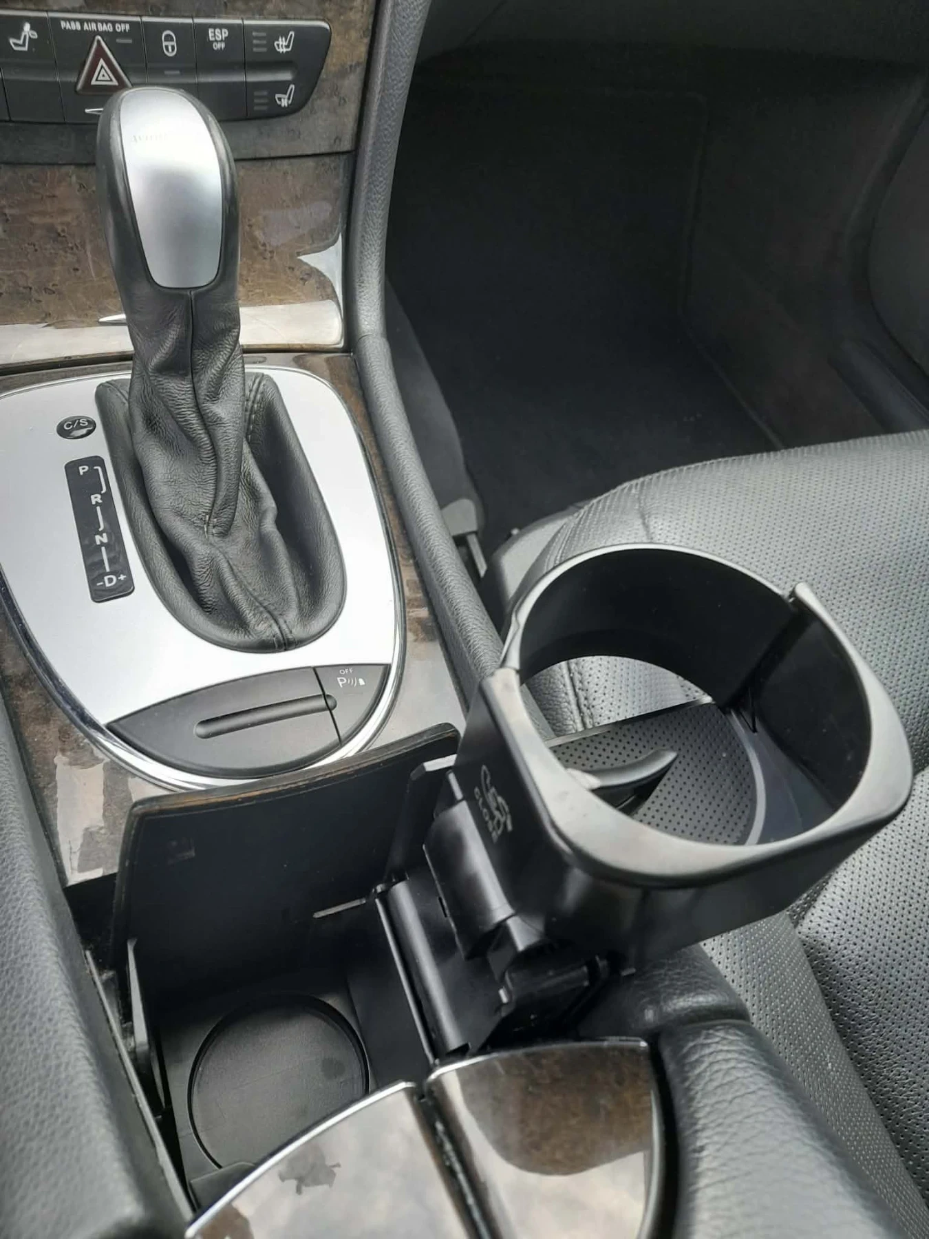 Mercedes-Benz E 320 W211 3.2 4matik ГАЗ-БЕНЗИН, снимка 7 - Автомобили и джипове - 55722291