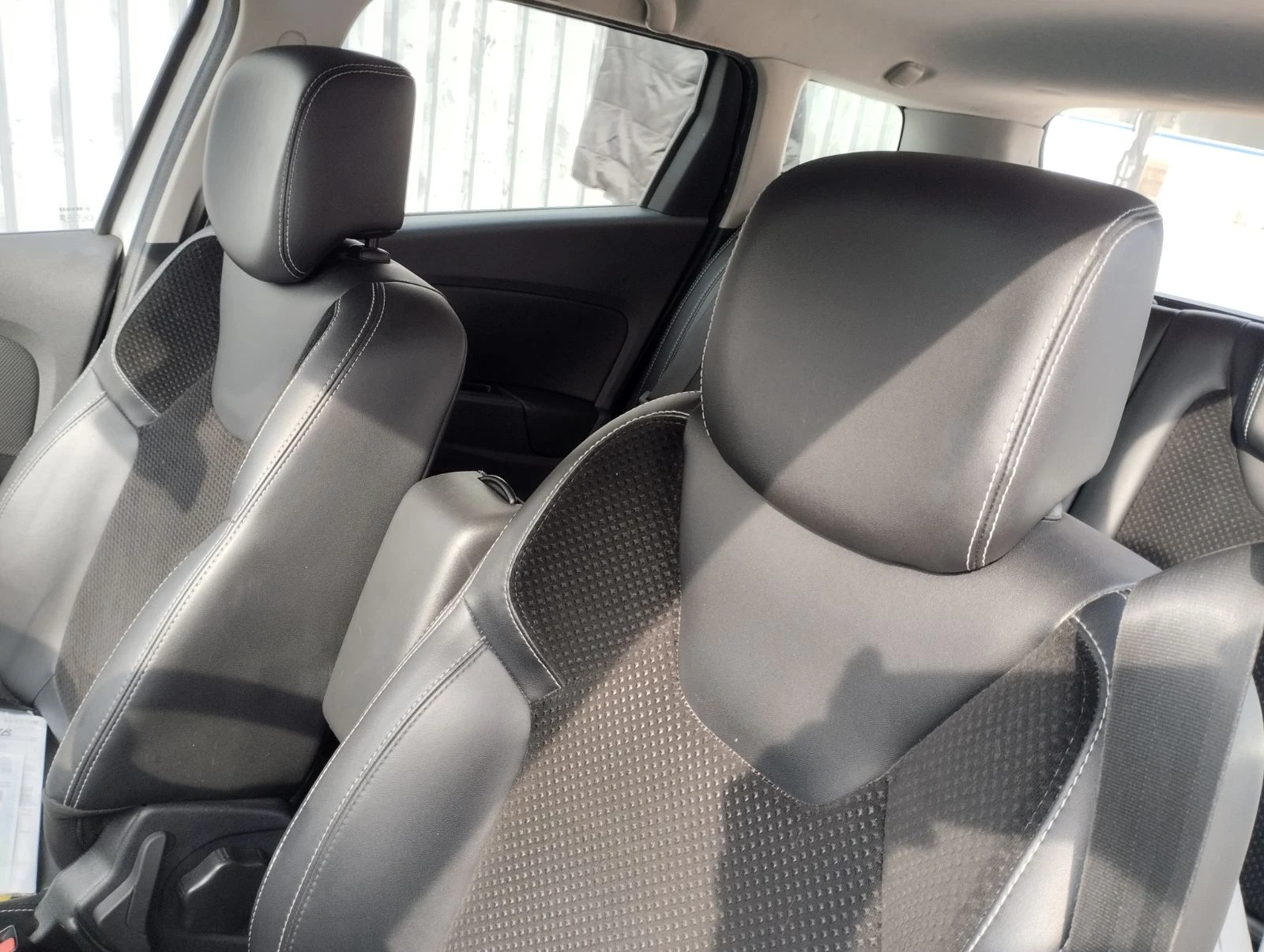 Renault Clio 1, 5 cdi, снимка 12 - Автомобили и джипове - 55752674