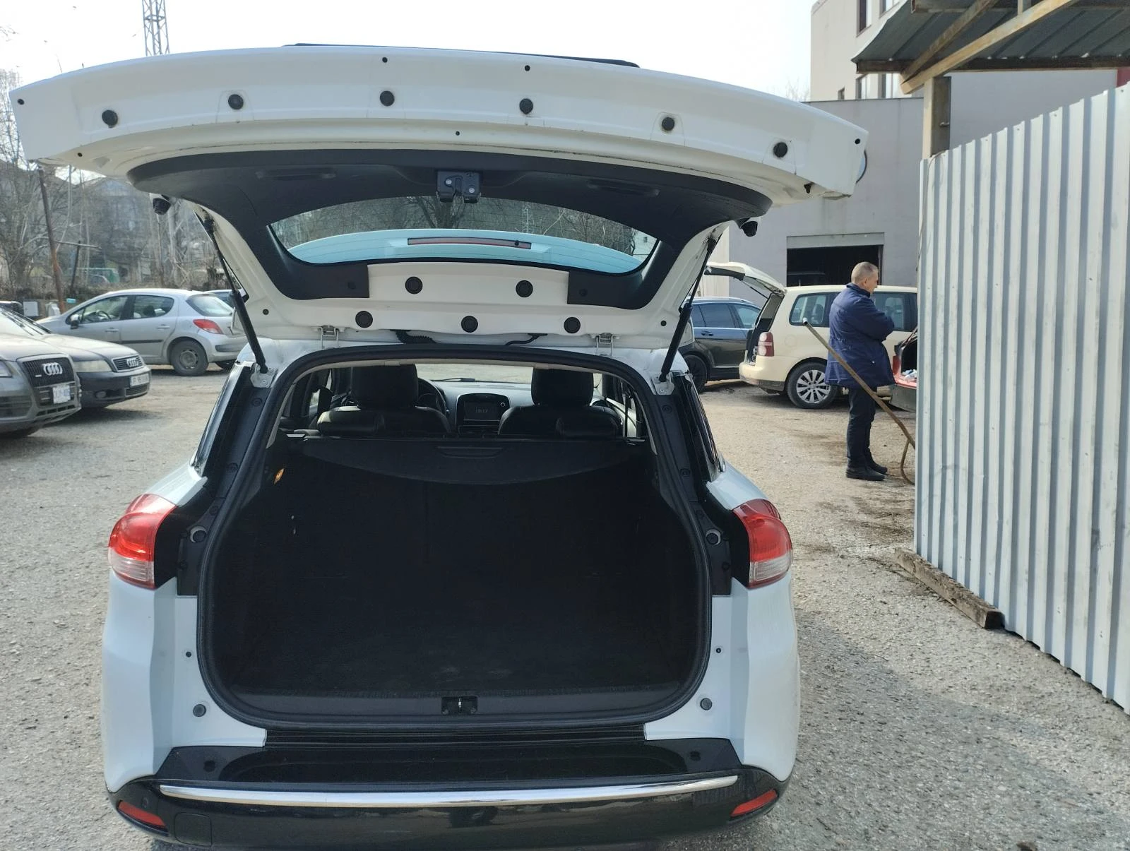 Renault Clio 1, 5 cdi, снимка 7 - Автомобили и джипове - 55752674