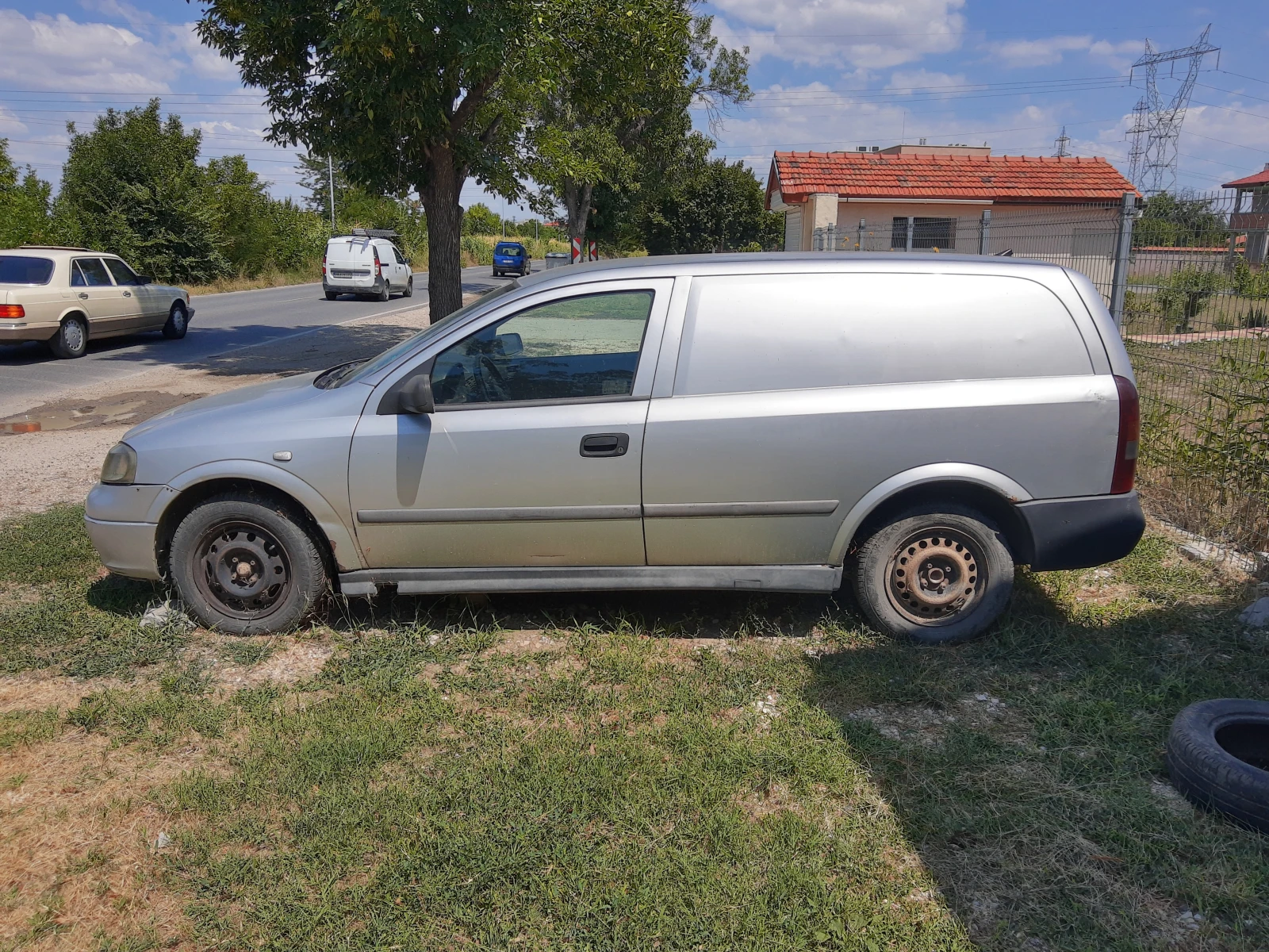 Opel Astra 1, 7 Дизел, снимка 3 - Автомобили и джипове - 55786298