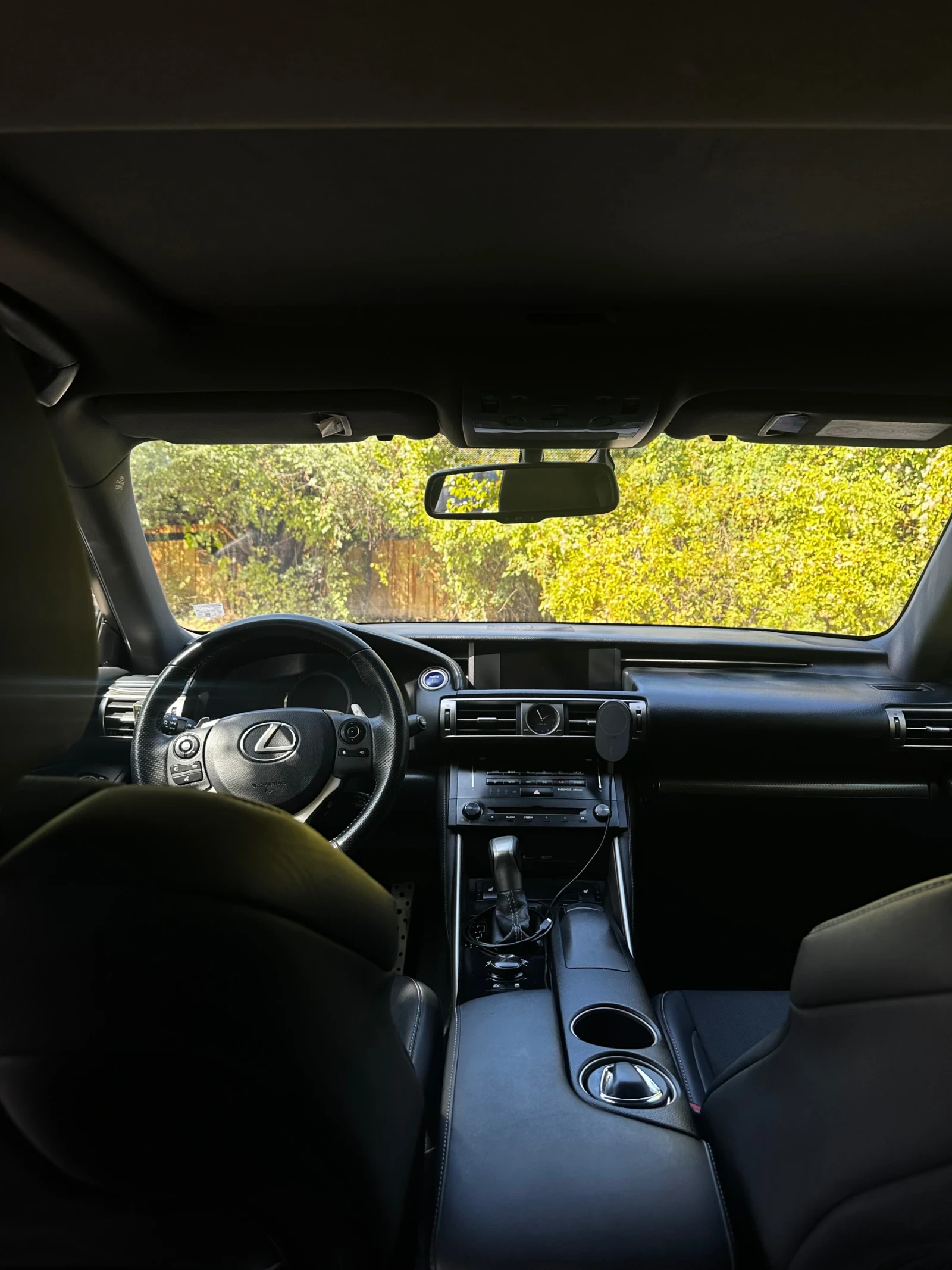 Lexus IS 300 F Sport, снимка 7 - Автомобили и джипове - 56138803