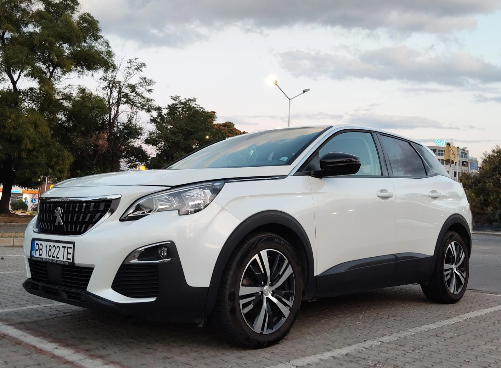 Peugeot 3008, снимка 2 - Автомобили и джипове - 56155087