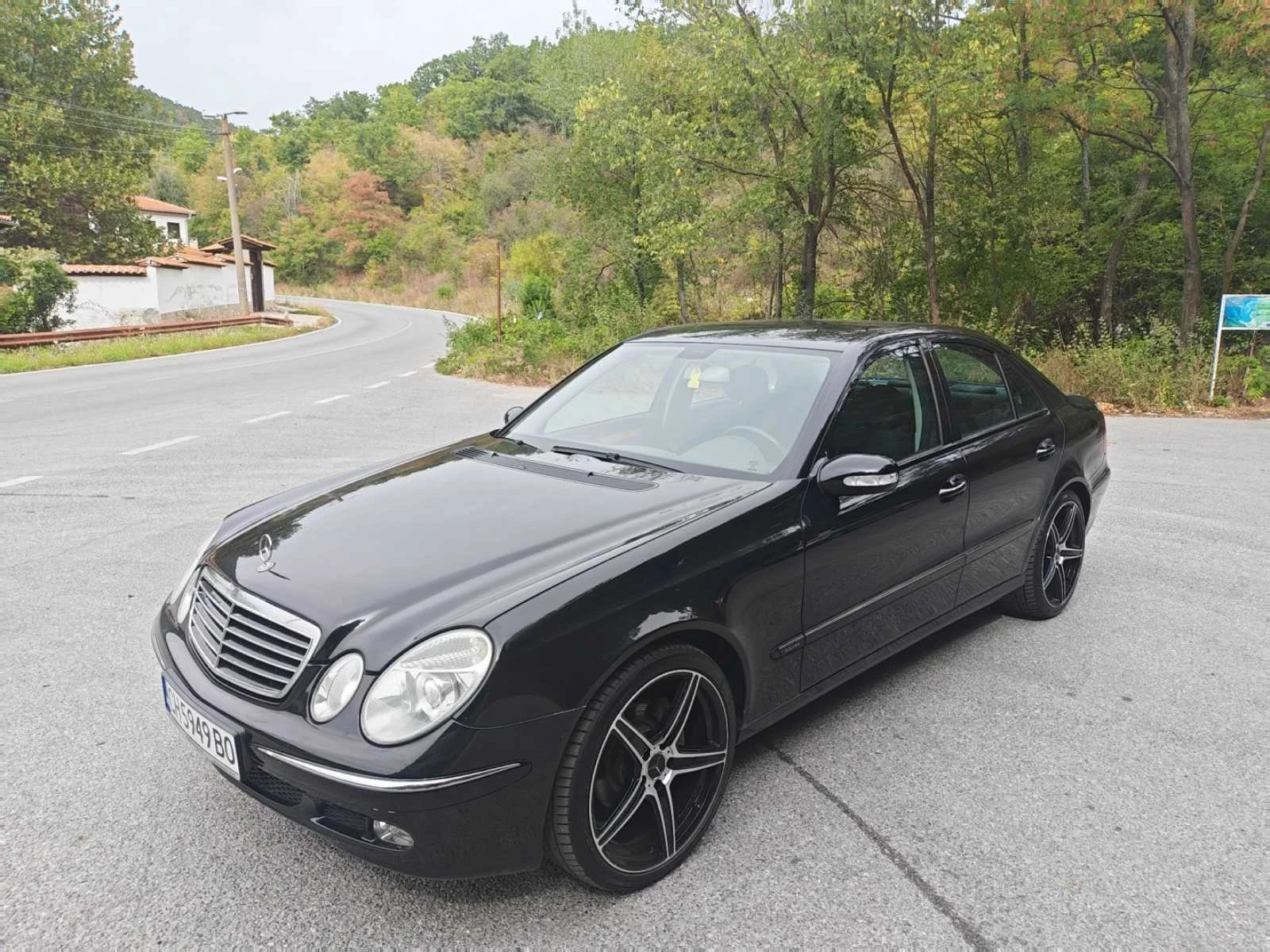 Mercedes-Benz E 240