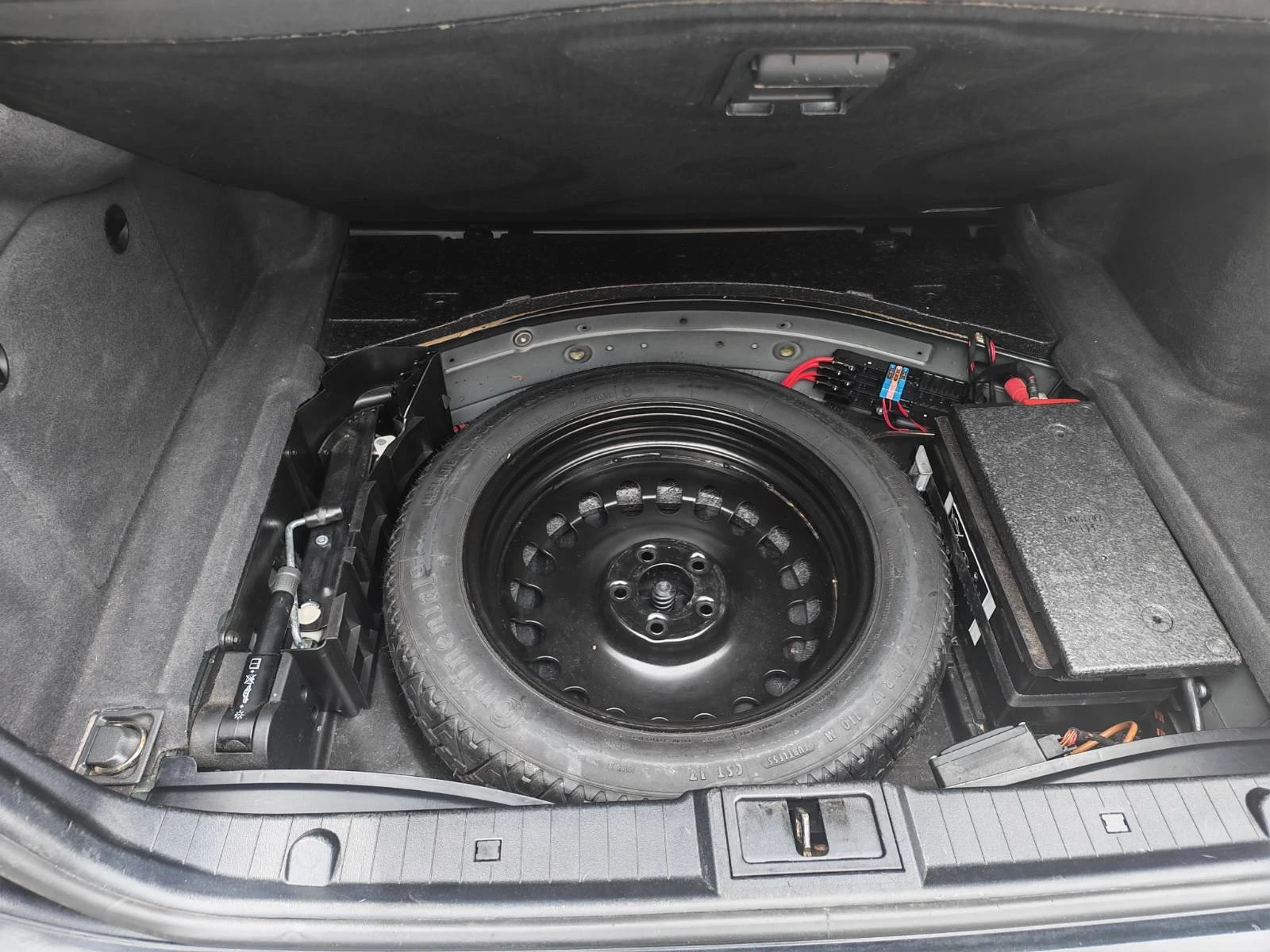 Mercedes-Benz E 240, снимка 6 - Автомобили и джипове - 56223828