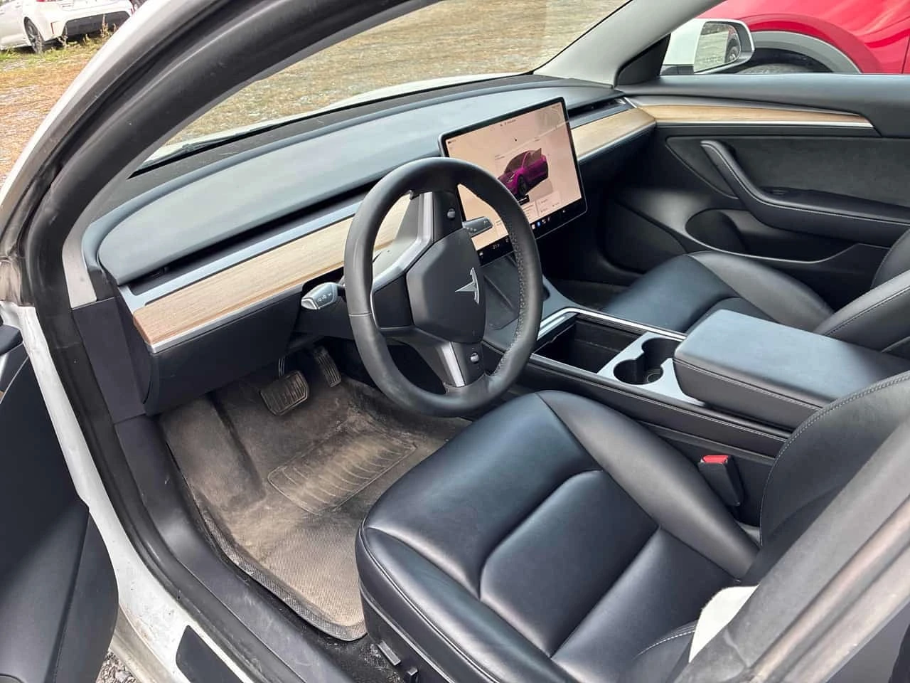 Tesla Model 3 * RWD * CARFAX * ����� �� ����������� | Mobile.bg � ����������� 5