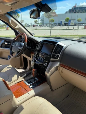 Toyota Land cruiser J200 V8, снимка 13