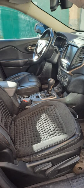 Jeep Cherokee, снимка 10