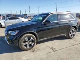  Mercedes-Benz GLC 30...